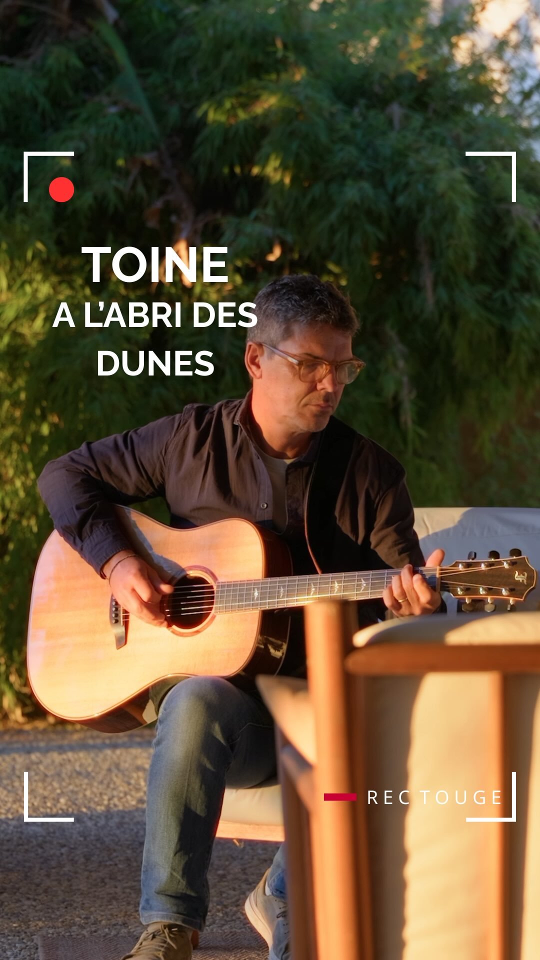 Il y a un peu plus d’une semaine sortait le premier clip de la série Histoires d’Ancrage de @toine.herve.antoine qui s’intitule À l’abri des Dunes, que j’ai eu le plaisir de filmer. 
N’hésitez pas à aller le regarder en intégralité sur YouTube.